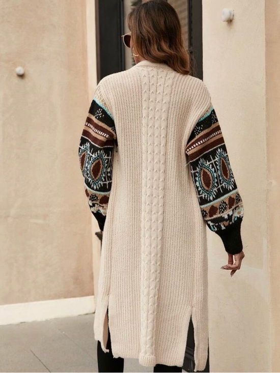 Sweaters - Cozy Cream Cable-Knit Cardigan with Patterned Sleeves